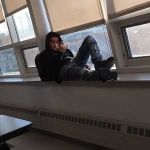 Meet your Posher, Dylan